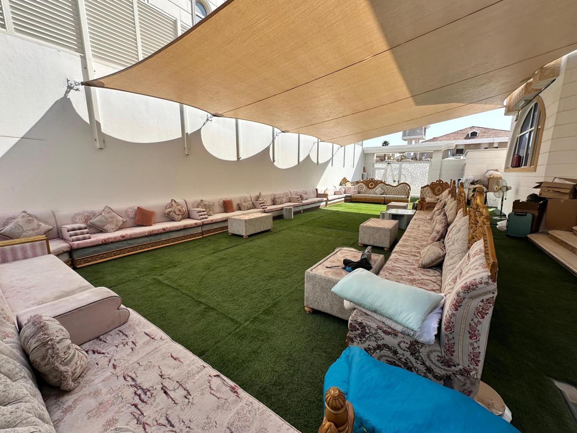 International Abu-Dhabi Hostel Villa Abou Dabi Extérieur photo