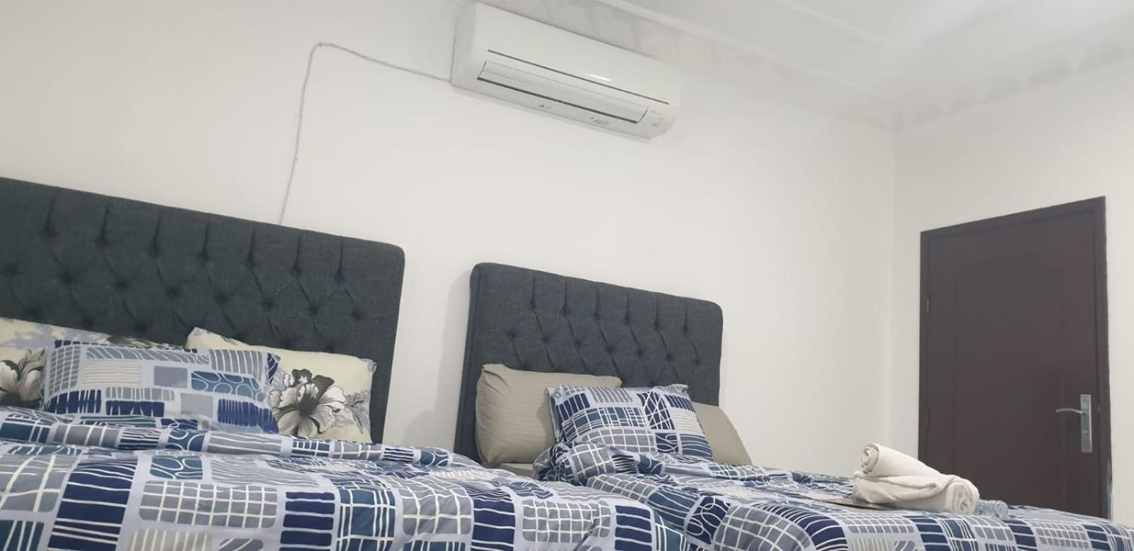 International Abu-Dhabi Hostel Villa Abou Dabi Extérieur photo