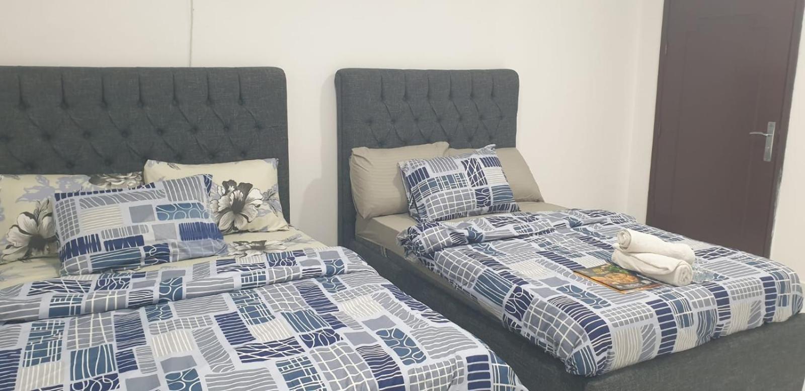International Abu-Dhabi Hostel Villa Abou Dabi Extérieur photo